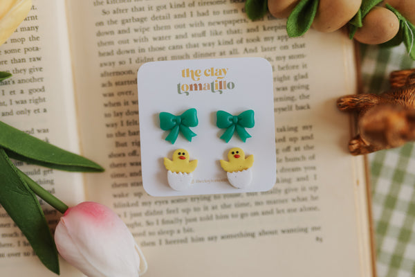 Chick + Bow Stud Pack